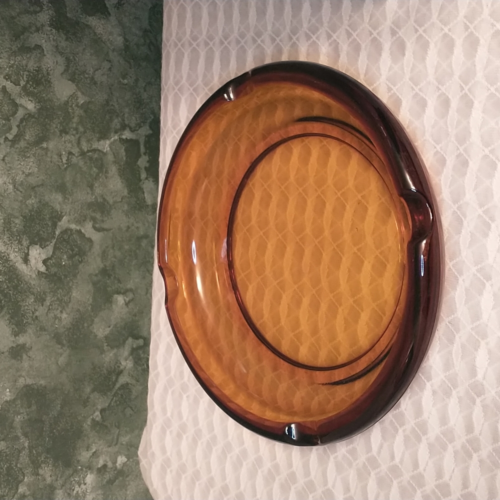 Vintage 8" Heavy Amber Glass Cigar Ashtray - D2